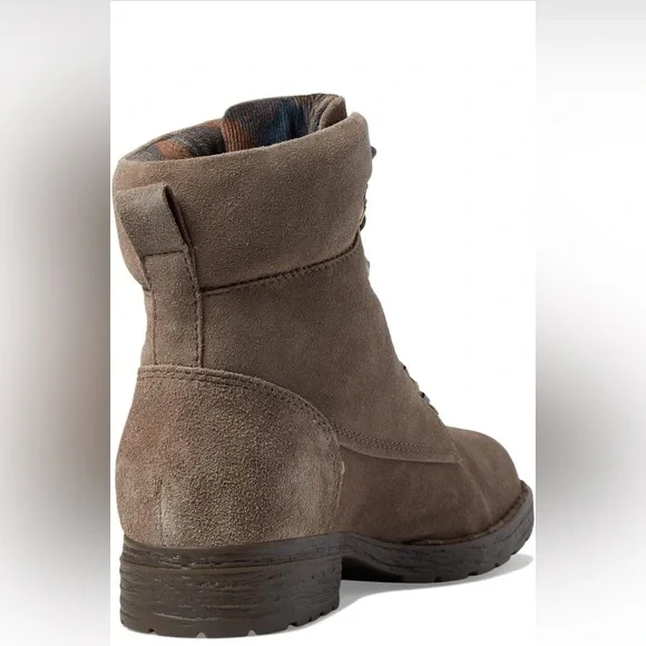 BORN Codi Boat, Taupe Suede volor, Size 9.5, $184